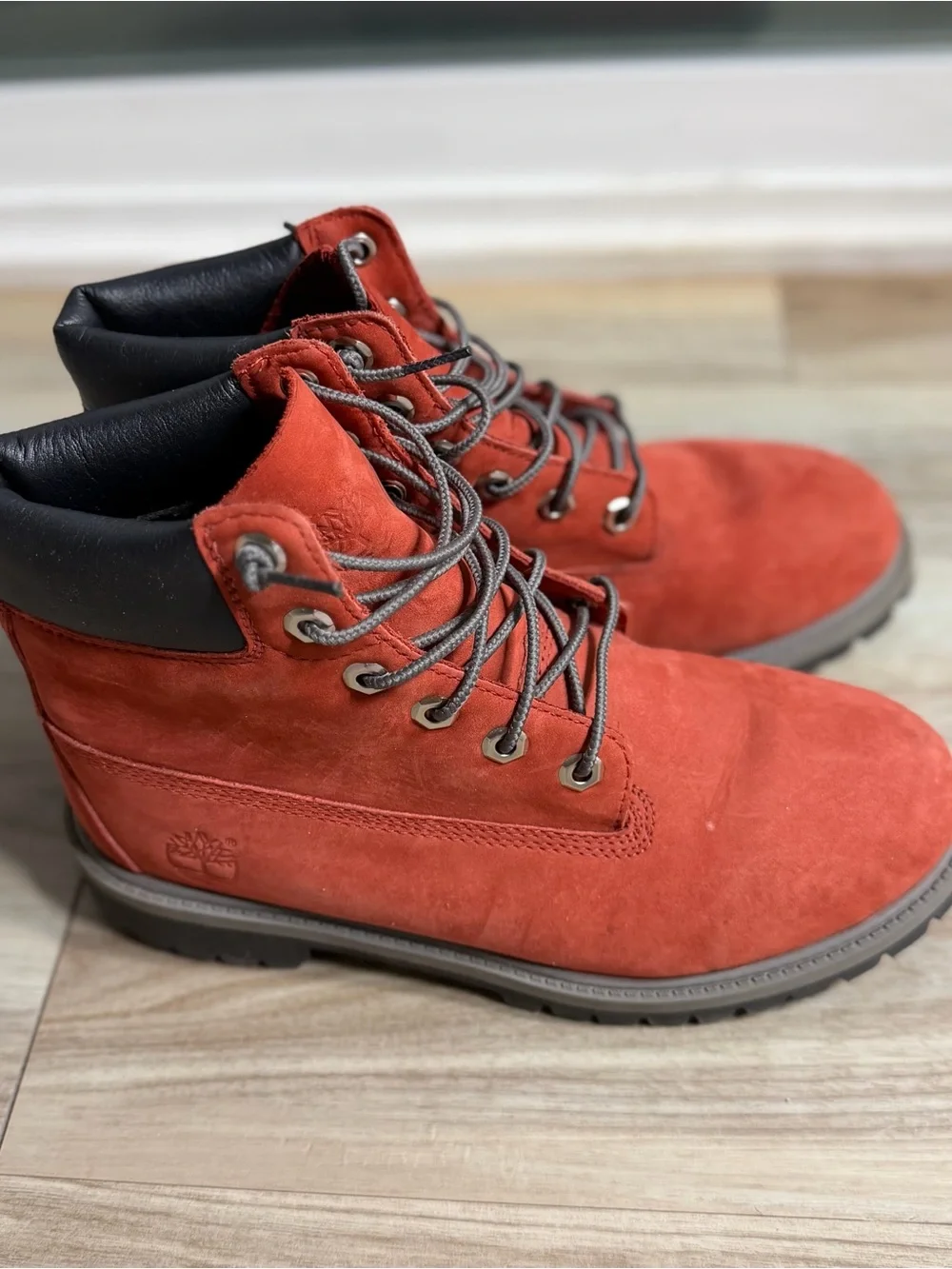 Timberland Red Suede Lace-Up Boots with Black Collar